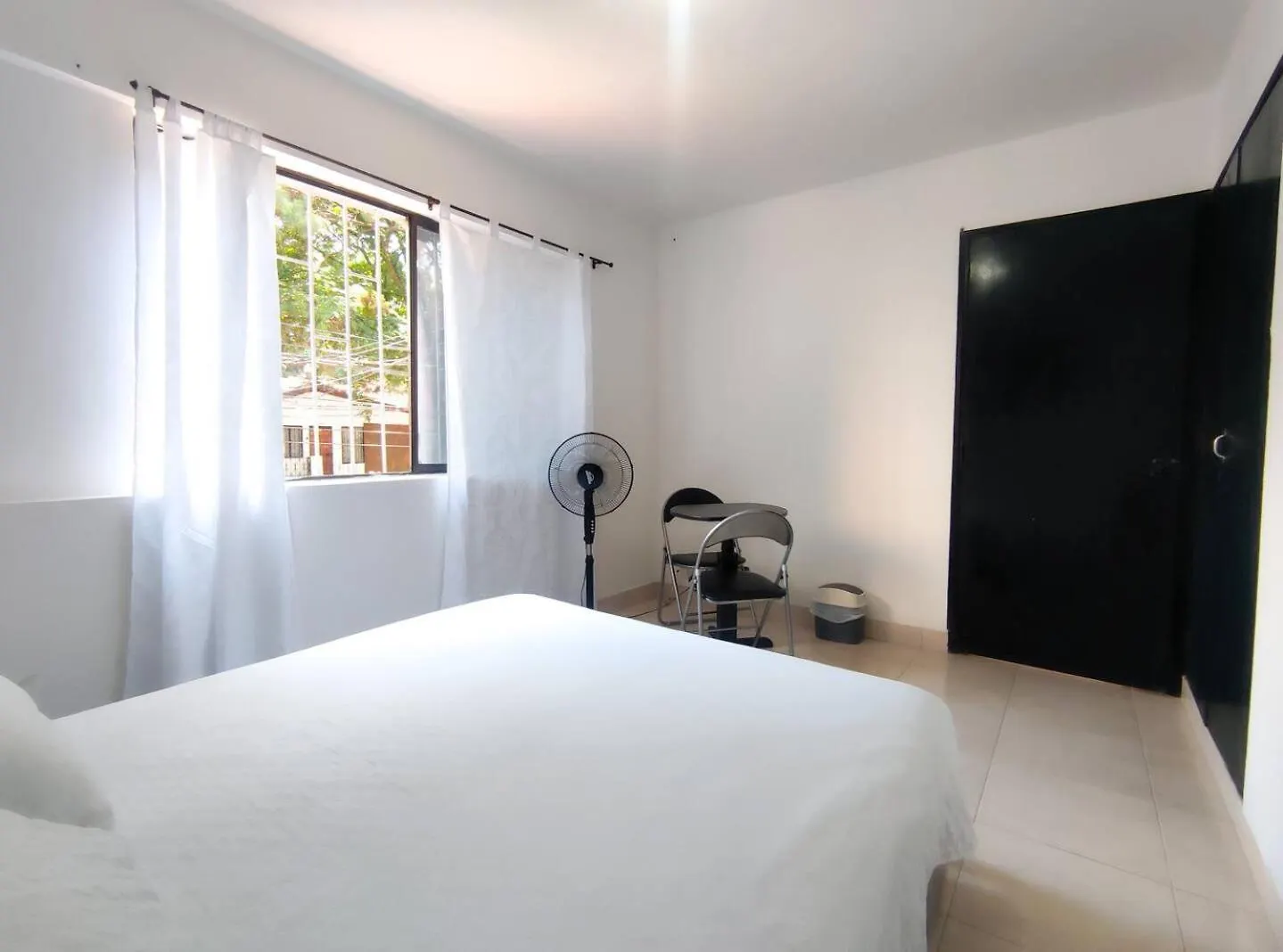 게스트하우스 Hostal Casa Coliving 메딜린